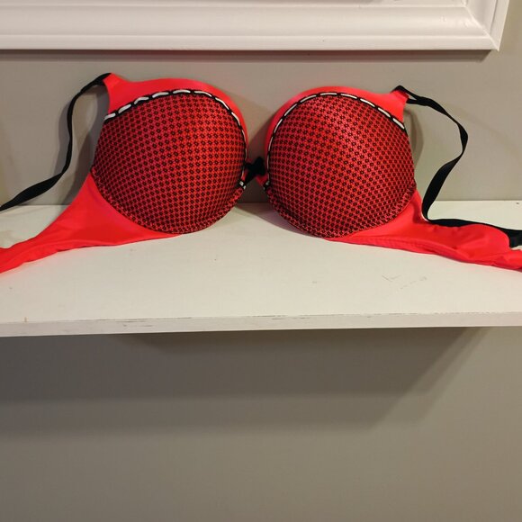 Victoria Secret Bombshell Plunge 38D bra - Picture 10 of 10